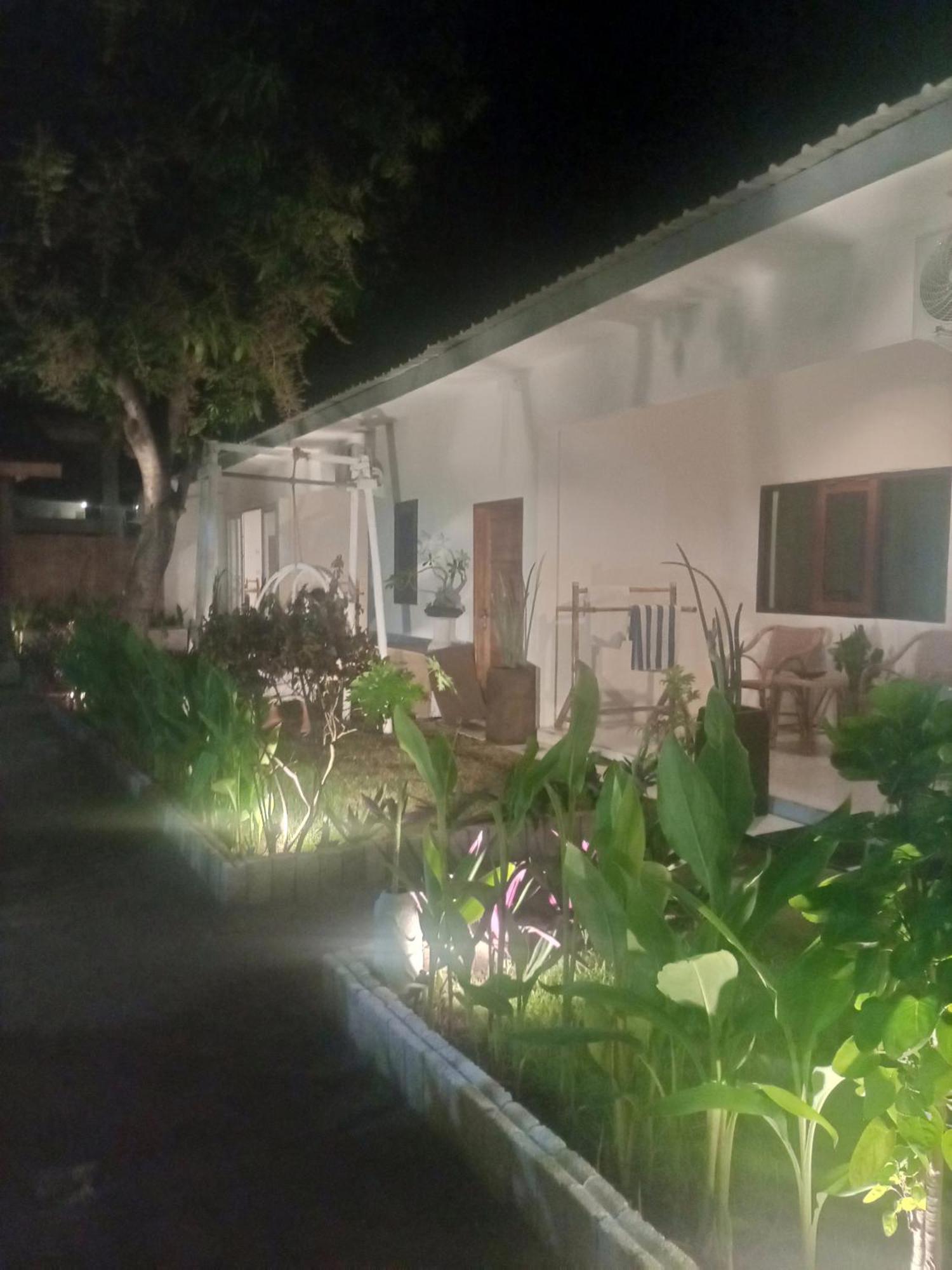 Efrata Villa Gili Air Cameră foto